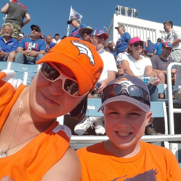 Meet your Posher, Jessica - Picture 4 of 4